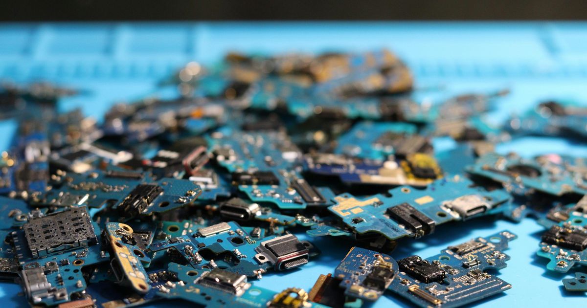Refurbishment vs. Recycling: How Reuse Gives Old Hardware a Second Life